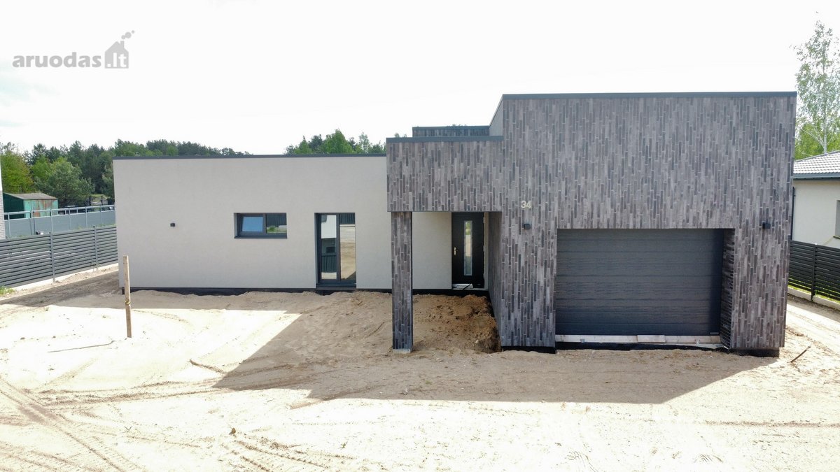 Avižieniuose parduodamas modernus, erdvus 171