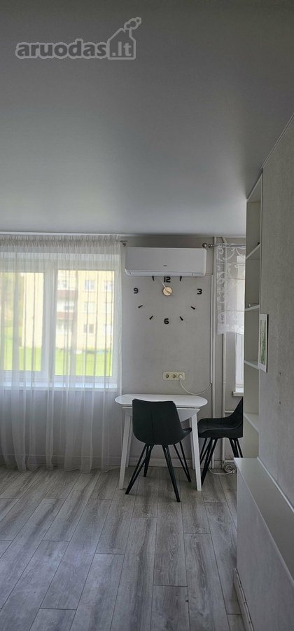 Parduodamas šviesus, jaukus įrengtas butas