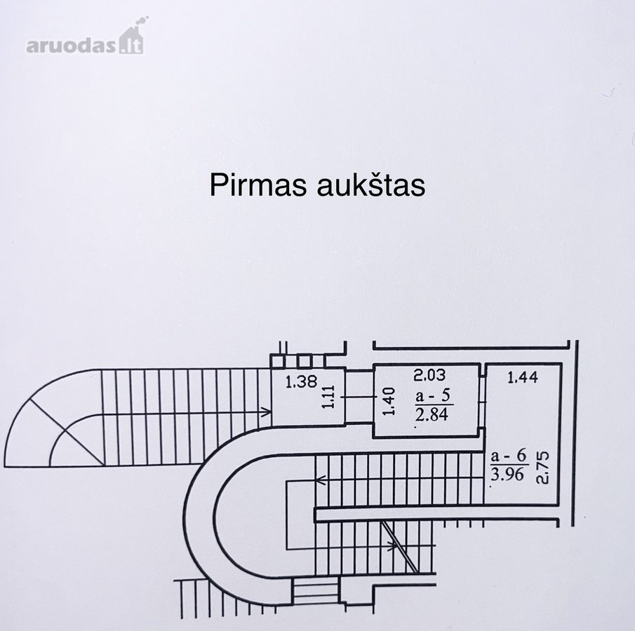 Parduodamas labai erdvus butas su garažu - nuotraukos Nr. 29