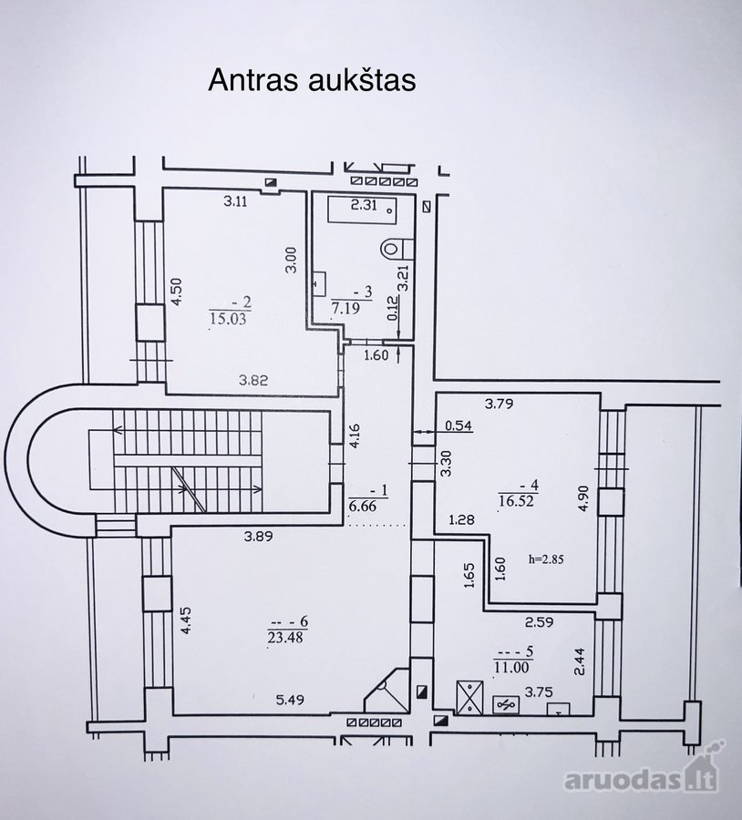 Parduodamas labai erdvus butas su garažu - nuotraukos Nr. 28
