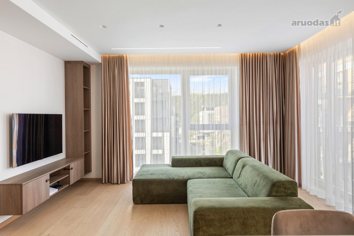 Parduodamas išskirtinai kokybiškai įrengtas