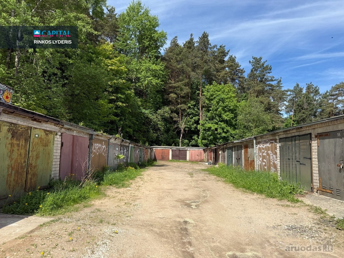 Parduodamas garažas (boksas) Bistryčios g.,