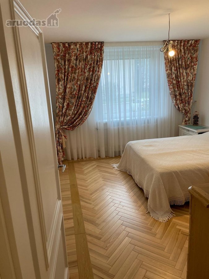 Pirmas aukštas, du rūsiai , nauji langai, 3 - nuotraukos Nr. 14