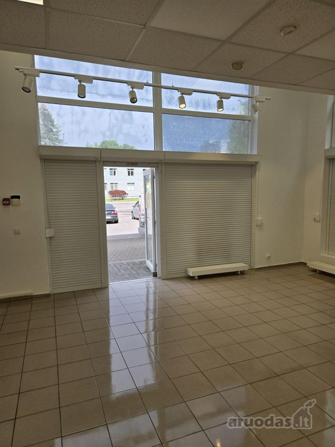 Nuomuojamos komercinės paskirties patalpos - nuotraukos Nr. 4