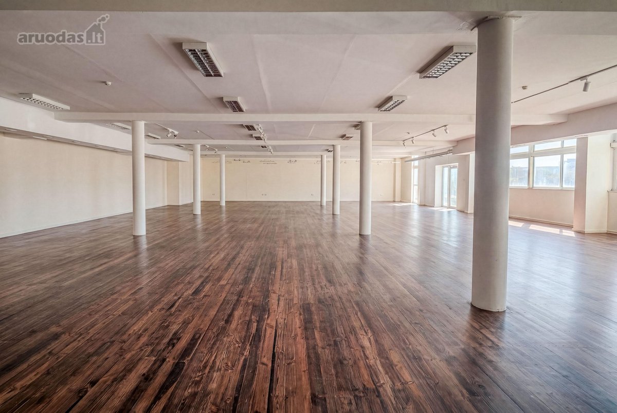 1200 m2 komercinis pastatas, 2 arai žemės. - nuotraukos Nr. 4