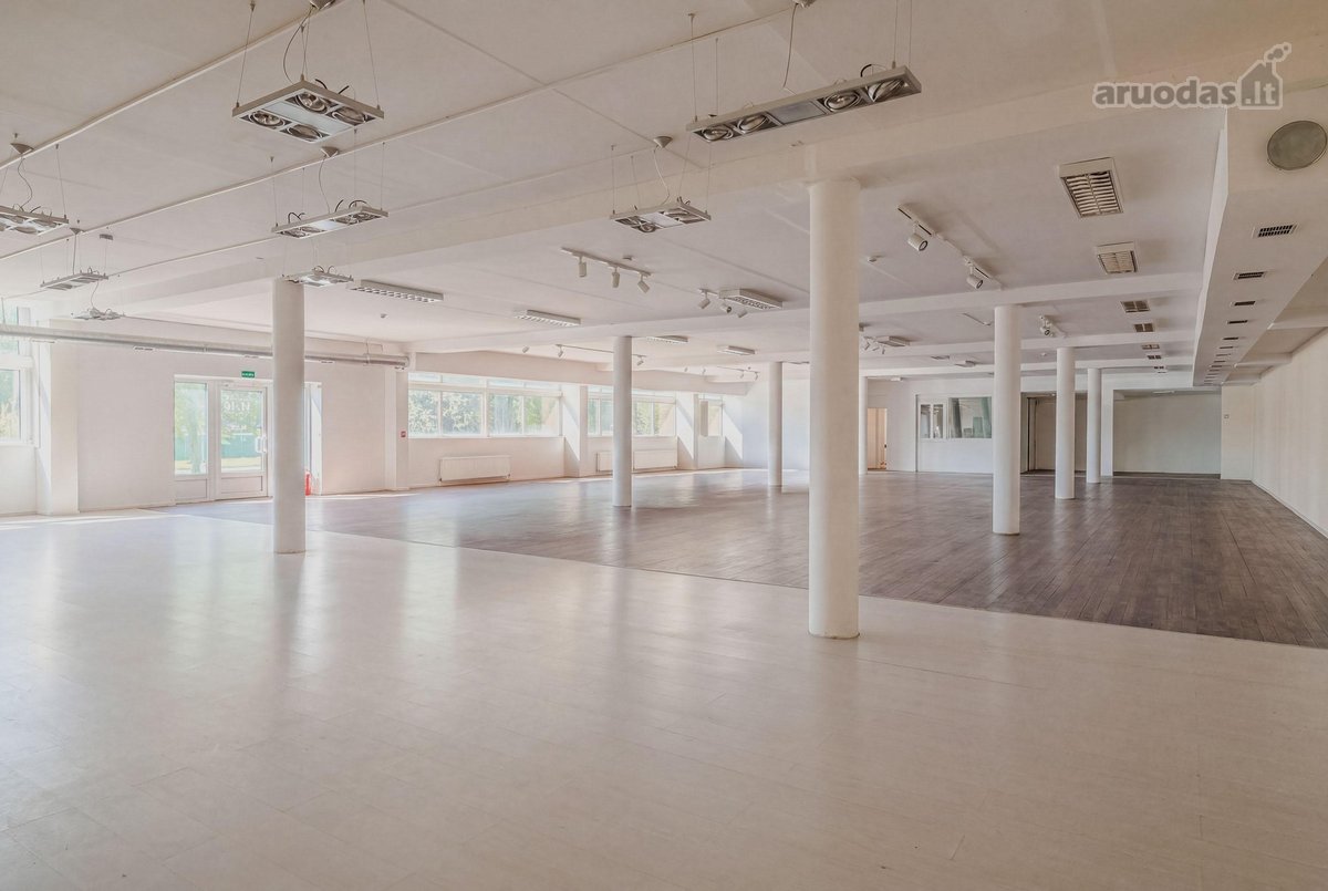 1200 m2 komercinis pastatas, 2 arai žemės. - nuotraukos Nr. 6
