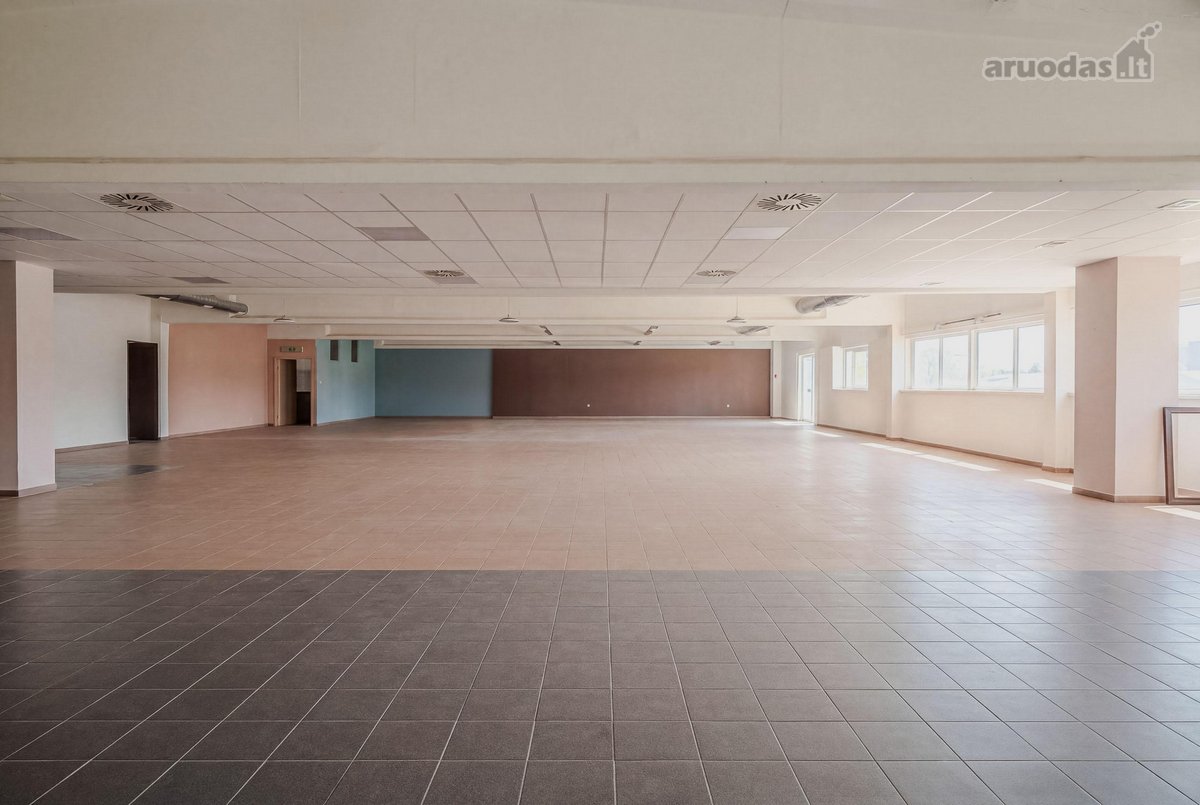1200 m2 komercinis pastatas, 2 arai žemės. - nuotraukos Nr. 7