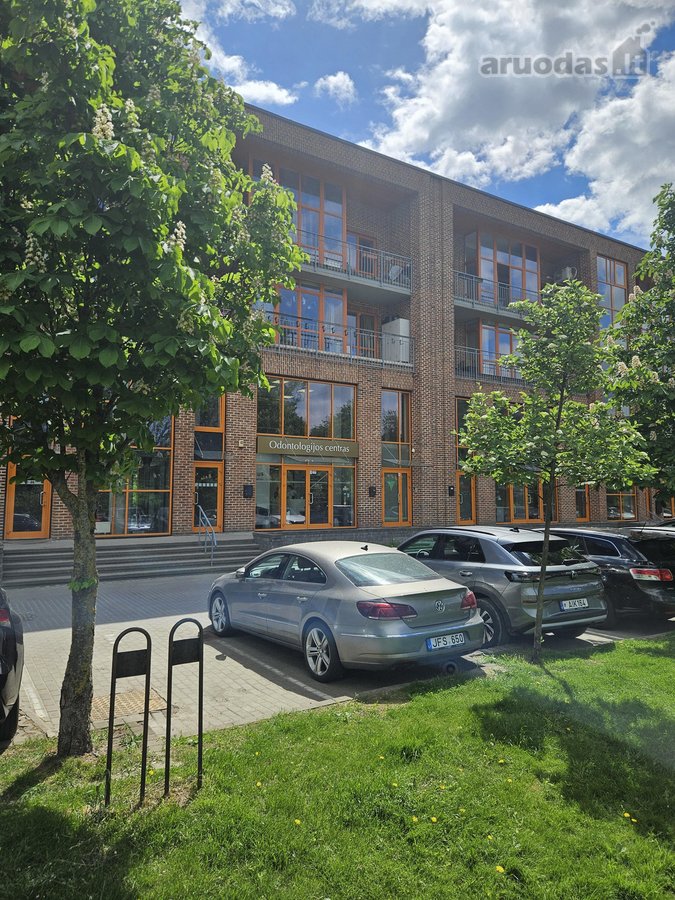 Parduodamos šiuolaikiškai įrengtos 134 m² - nuotraukos Nr. 2
