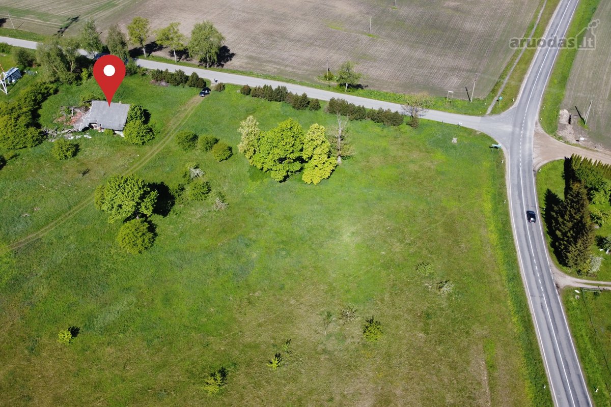 Parduodamas 2,2 Ha Žemės Sklypas Su Pastatu