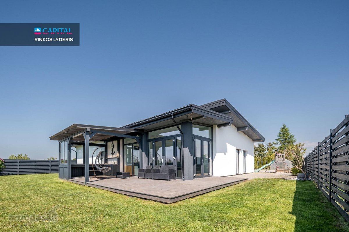 Parduodamas Erdvus 220 m² Namas Kretingalėje,