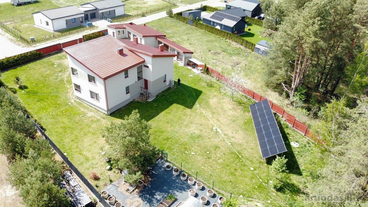 Parduodamas erdvus namas Su Pilnai Aptvertu - nuotraukos Nr. 38