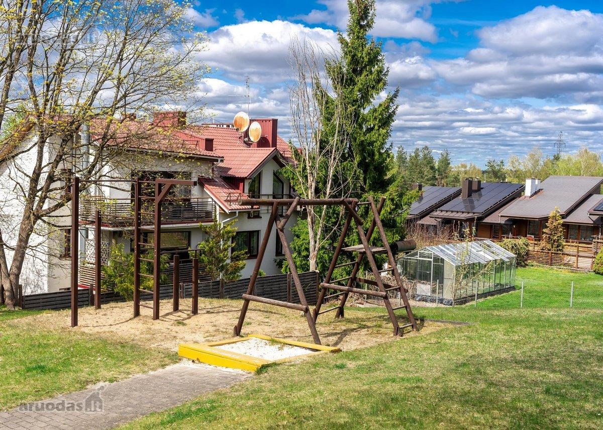 Parduodamas stilingai įrengtas 2 kambarių - nuotraukos Nr. 18