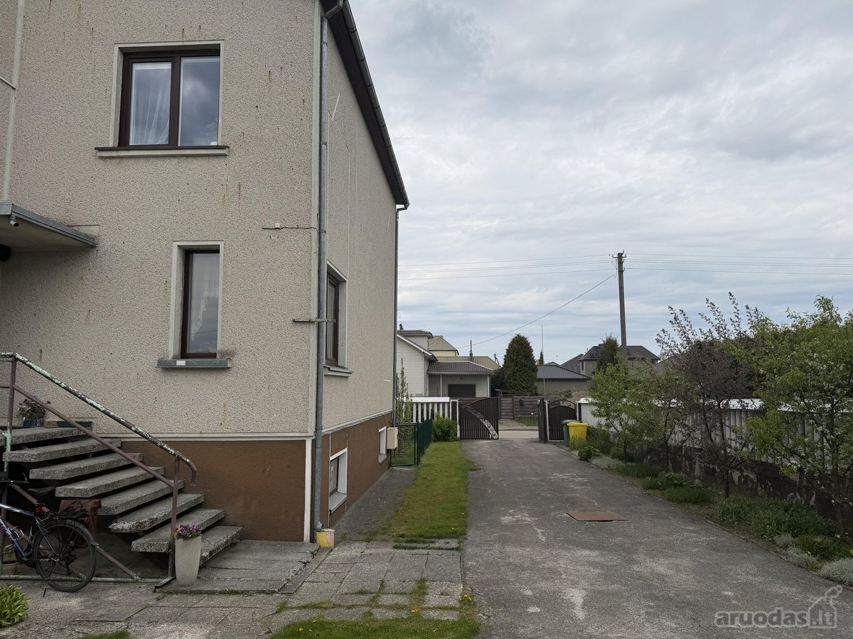 S.daukanto gatvėje Kretingoje parduodama pusė - nuotraukos Nr. 6