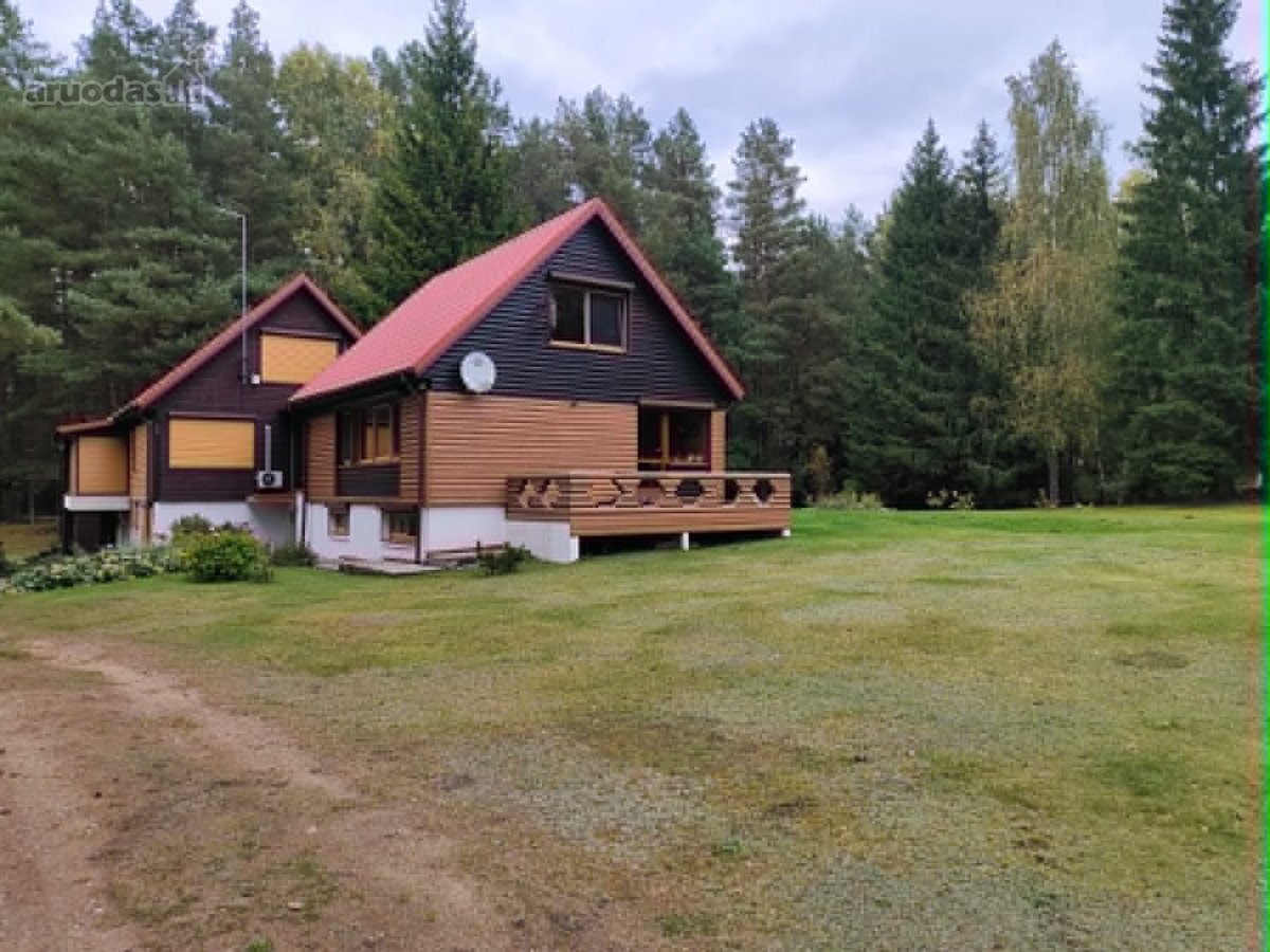 Parduodama jauki sodyba vaizdingoje vietoje –
