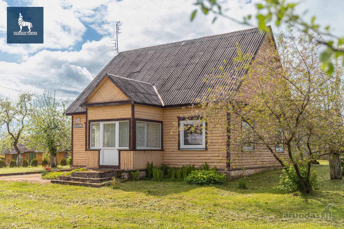Širvintose, Zibalų gatvėje, parduodamas