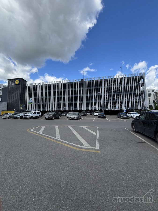 Išnuomojama automobilio stovėjimo vieta