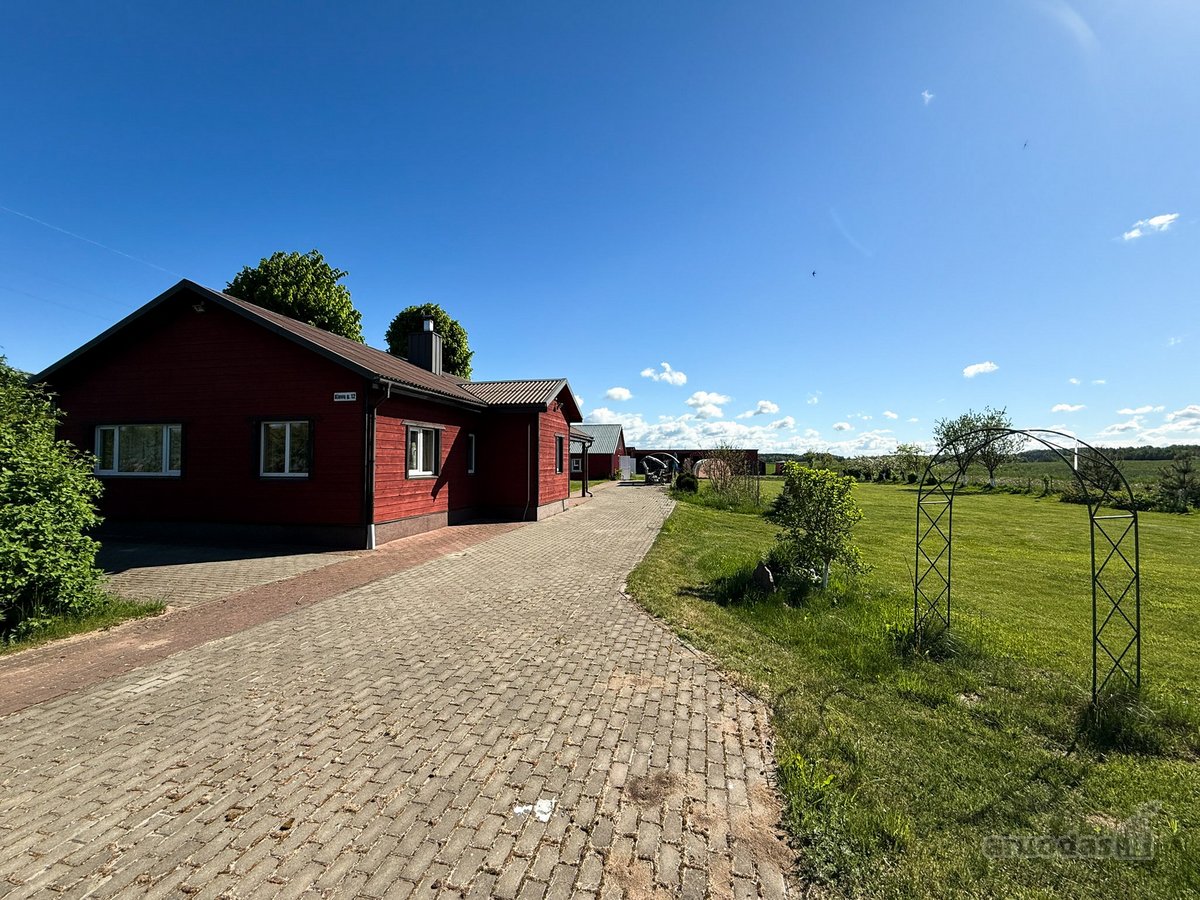 Parduodama erdvi ir tvarkinga sodyba Merkelių - nuotraukos Nr. 3