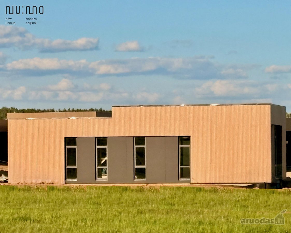Vieno aukšto, 5 kambarių, 3 miegamųjų namas