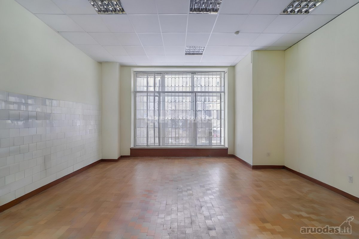 Parduodamos komercinės 175m² ploto patalpos - nuotraukos Nr. 7
