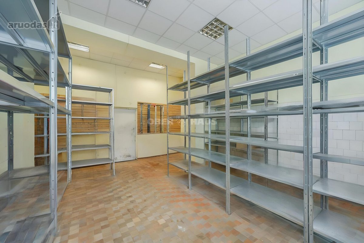 Parduodamos komercinės 175m² ploto patalpos - nuotraukos Nr. 10