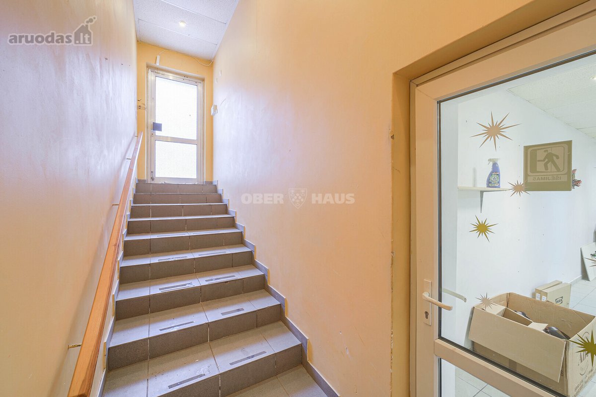 Parduodamos komercinės 175m² ploto patalpos - nuotraukos Nr. 11