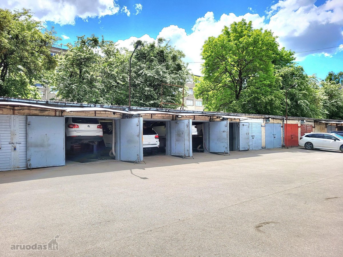 Parduodamos erdvios patalpos, pritaikytos