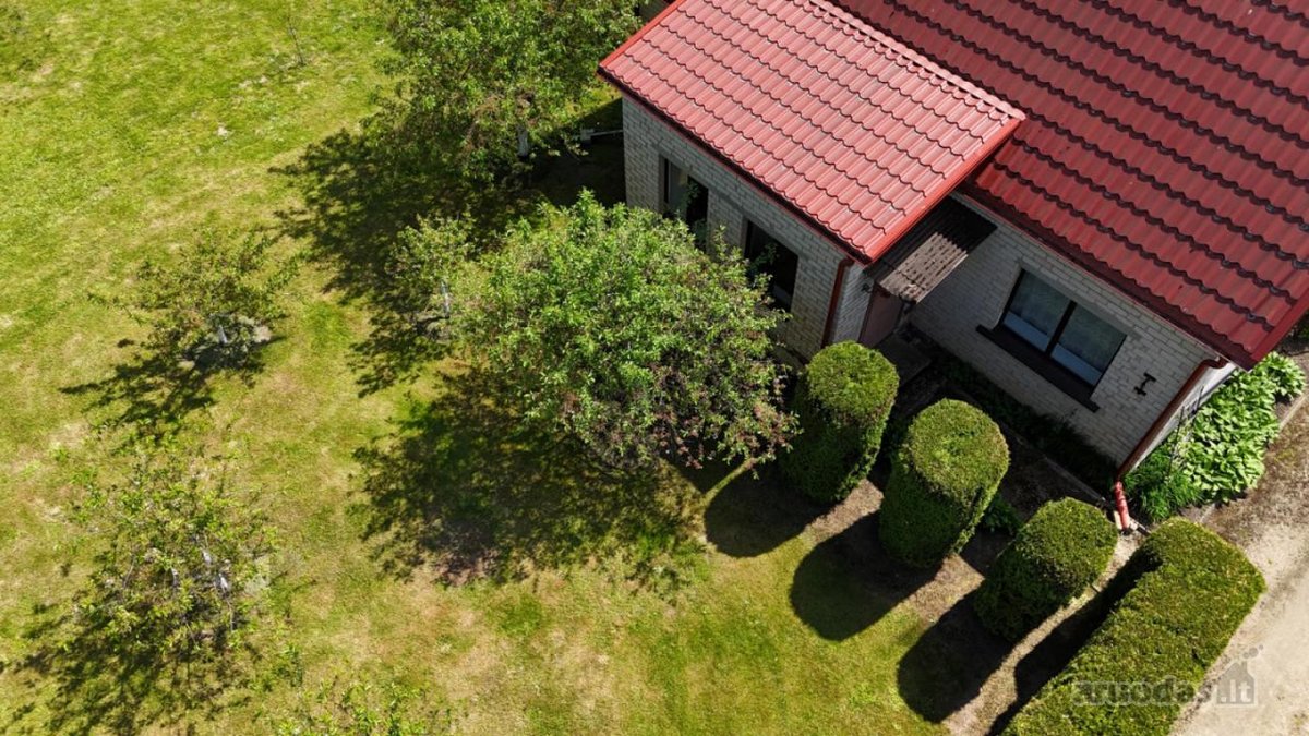 Parduodama tvarkinga ir gražiai prižiūrėta - nuotraukos Nr. 4