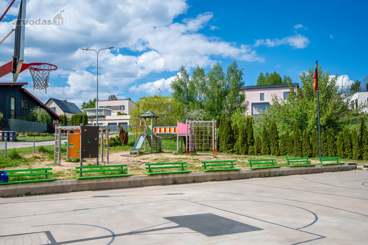 Parduodamas Stilingai Ir Jaukiai Įrengtas - nuotraukos Nr. 37