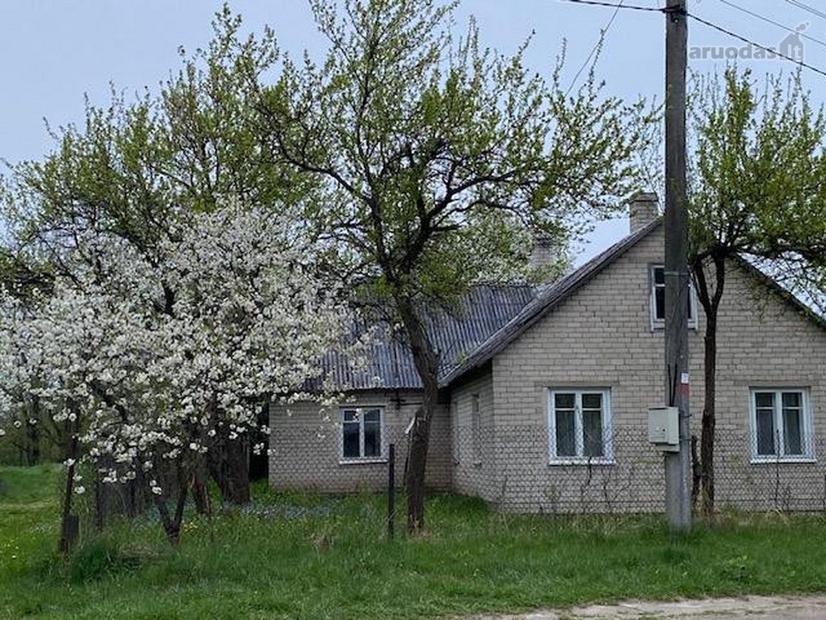 Parduodamas sklypas su gyvenamuoju namu - nuotraukos Nr. 2
