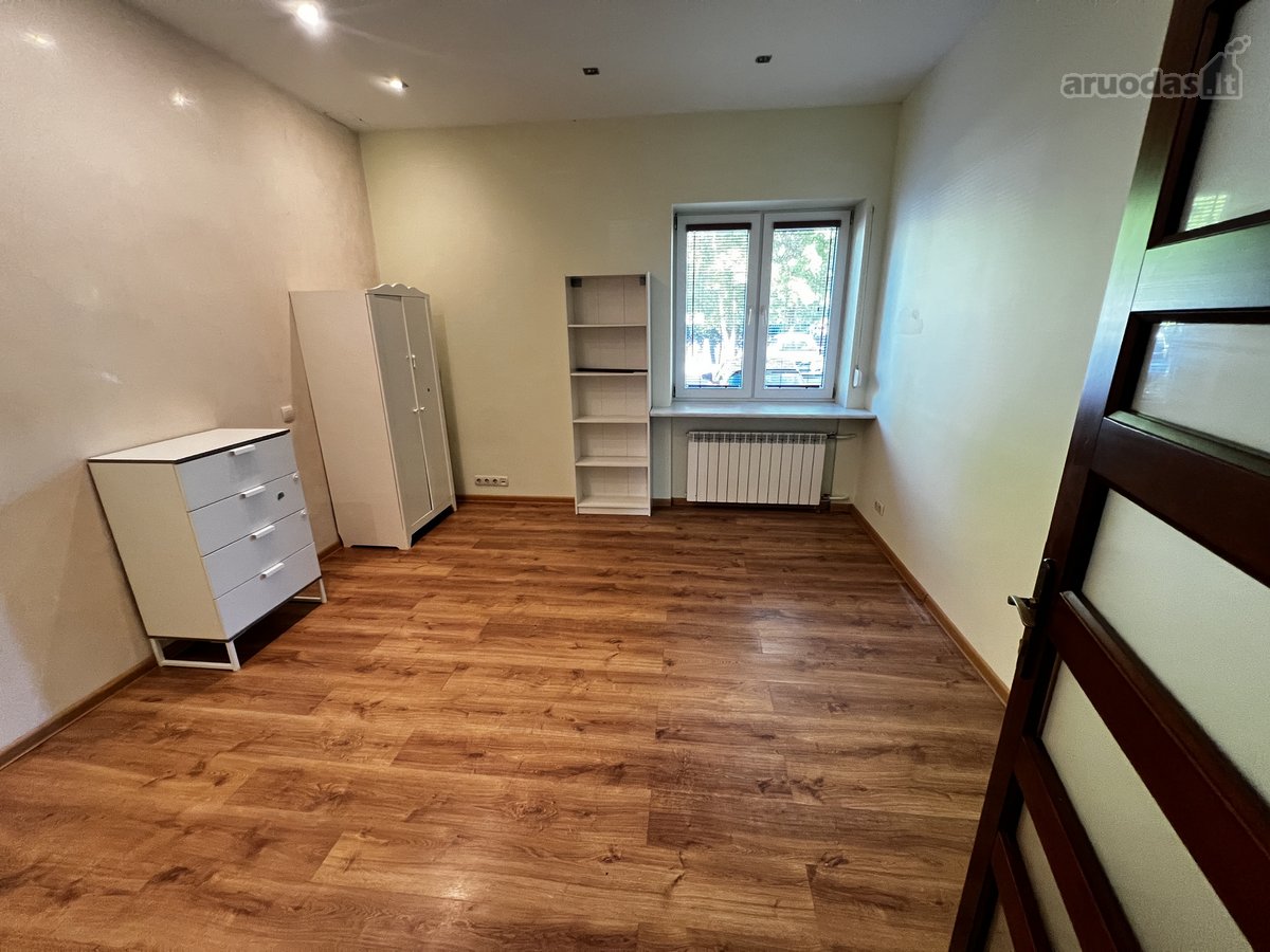 Erdvus saulėtas butas Klaipėdos centrinėje dalyje. - nuotraukos Nr. 13