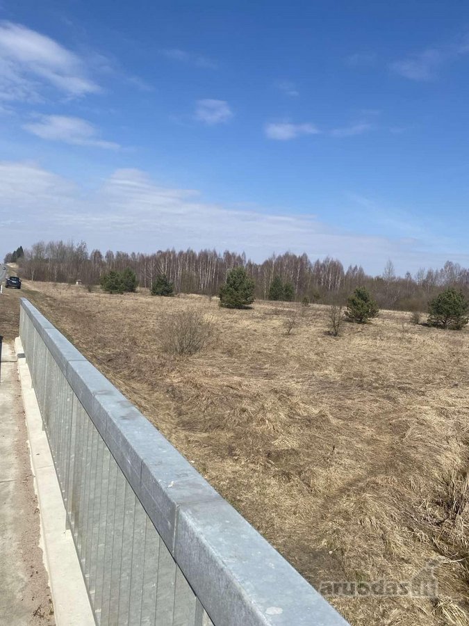 Parduodamas 1.24ha zemes ukio paskirties