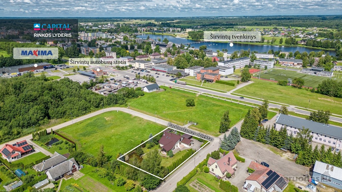 Širvintų miesto centre parduodamas erdvus,