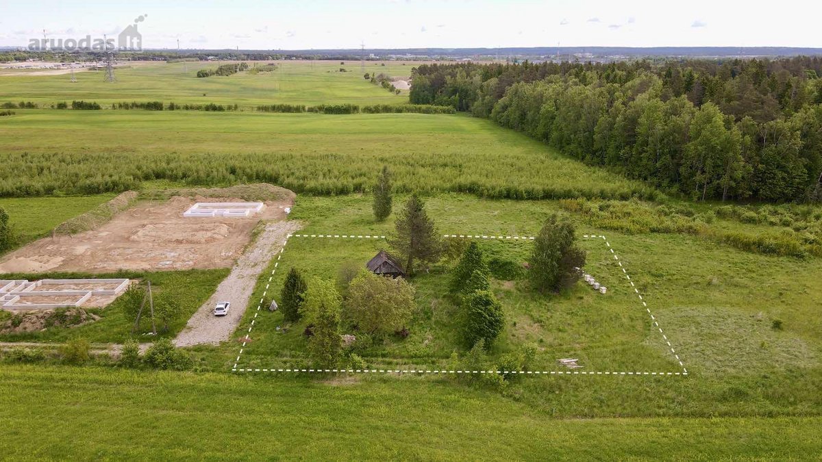Parduodamas išskirtinis 16,43 arų namų valdos