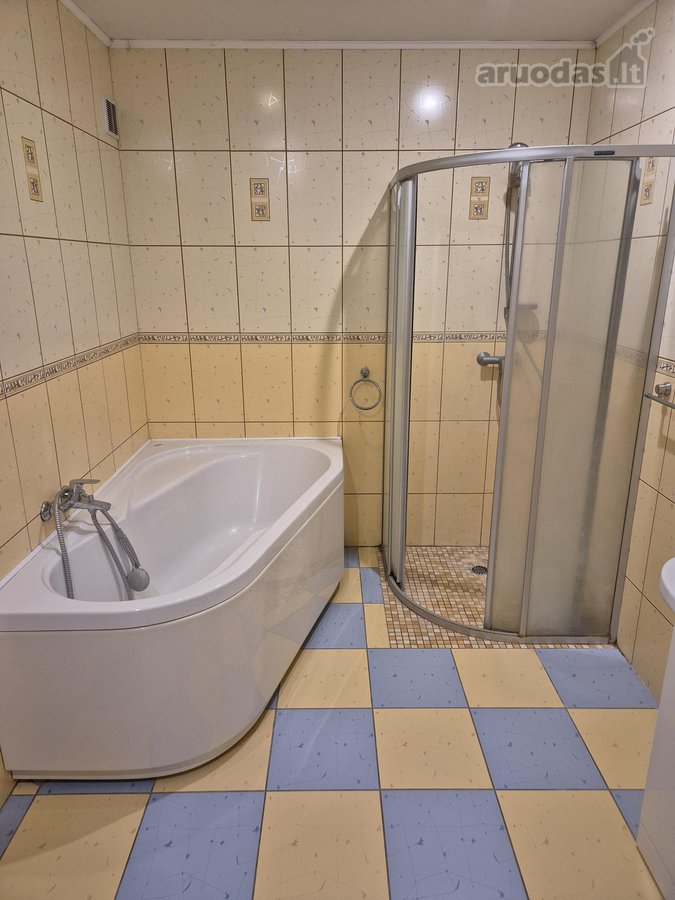Pačiame Kauno Centre parduodamas erdvus - nuotraukos Nr. 9