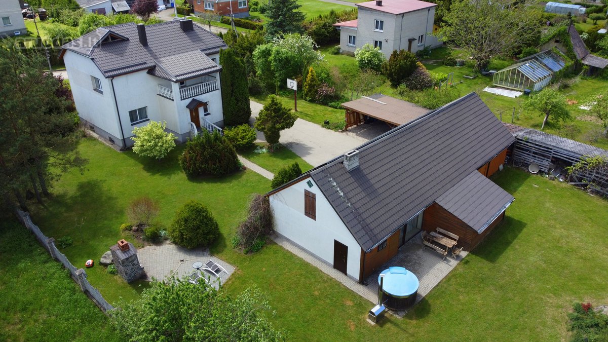Parduodama išskirtinė namų valda su renovuotu - nuotraukos Nr. 41