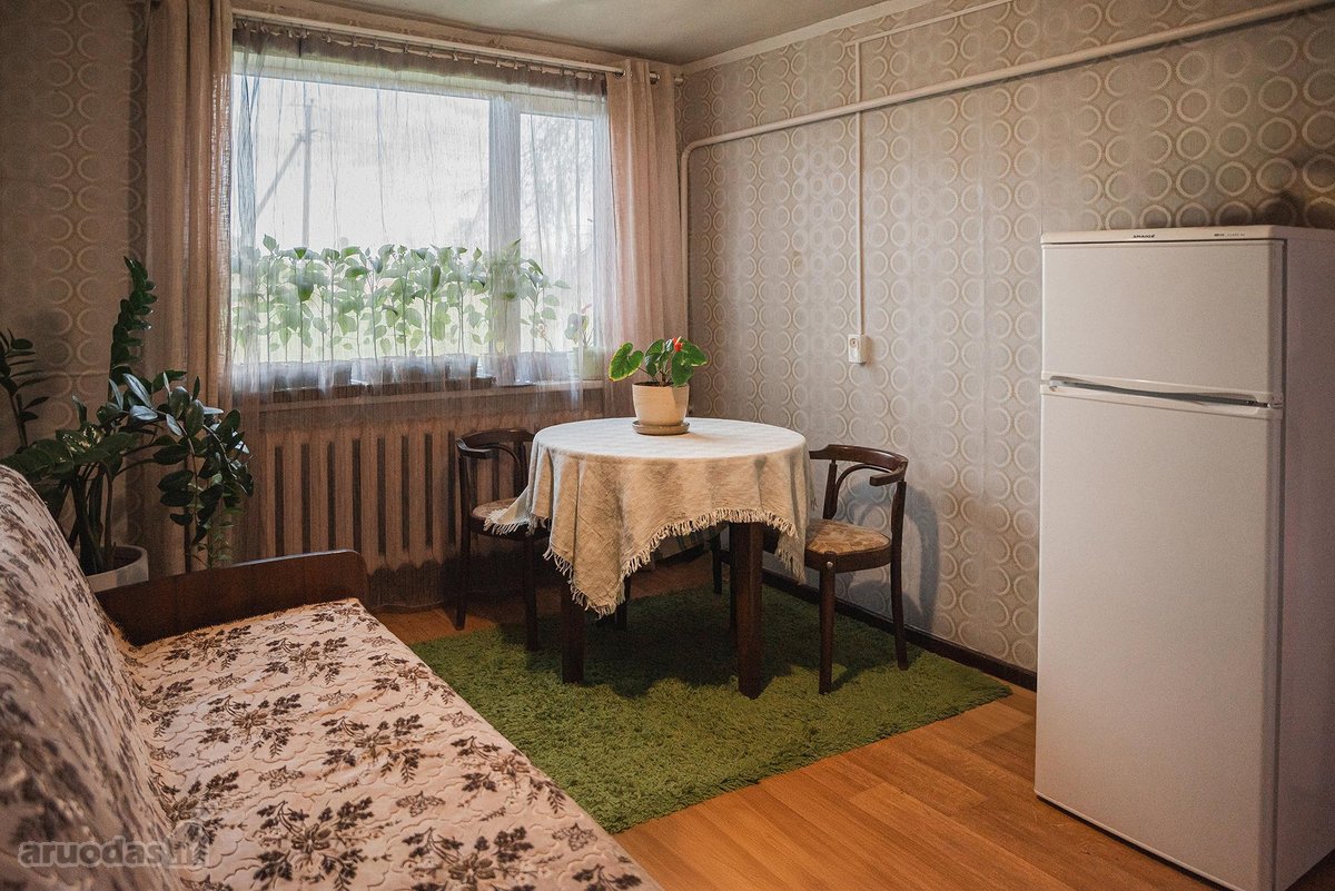 Sodyba su 1 ha žemės sklypu ir ūkiniais pastatais. - nuotraukos Nr. 8