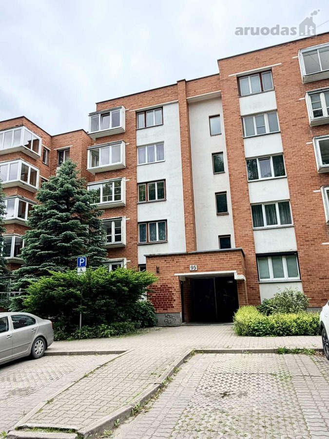 Parduodamas stilingai ir kokybiškai įrengtas - nuotraukos Nr. 18