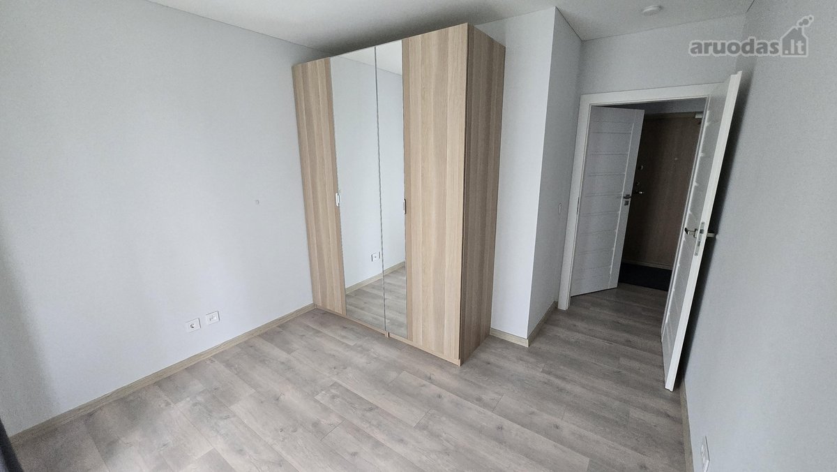 Parduodamas modernus 3 kambarių butas su - nuotraukos Nr. 7