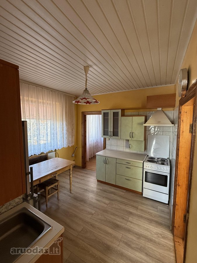 Parduodama namo dalis su garažu, rūsiu ir 4,9 - nuotraukos Nr. 16