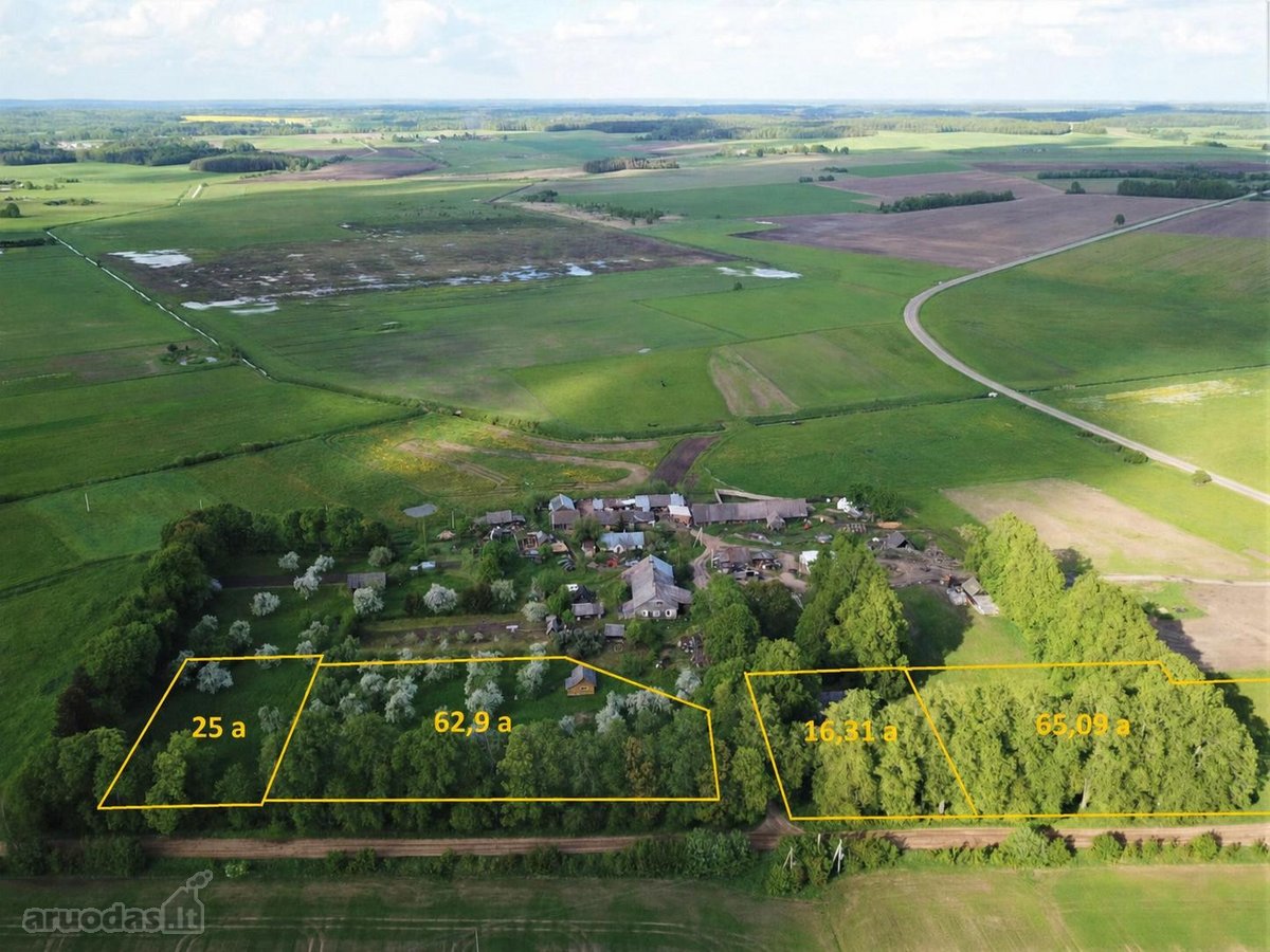 Parduodamas 25 a namų valdos sklypas