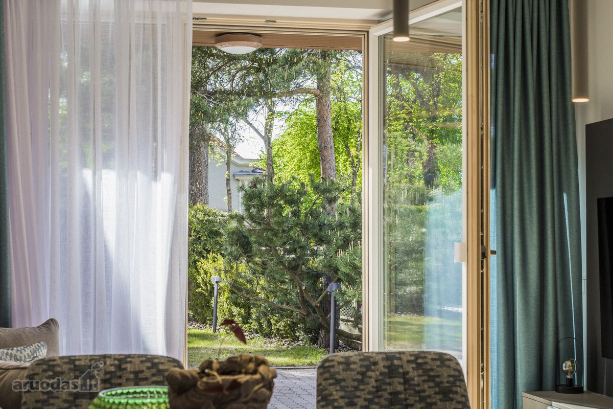 Kokybiškai Ir Stilingai Įrengtas Namas