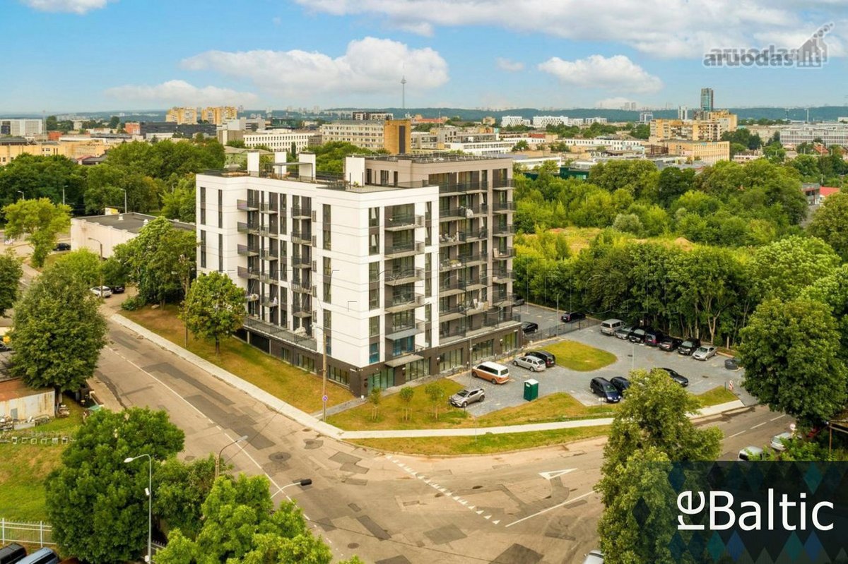 Parduodamas šiuolaikiškai įrengtas dviejų - nuotraukos Nr. 18