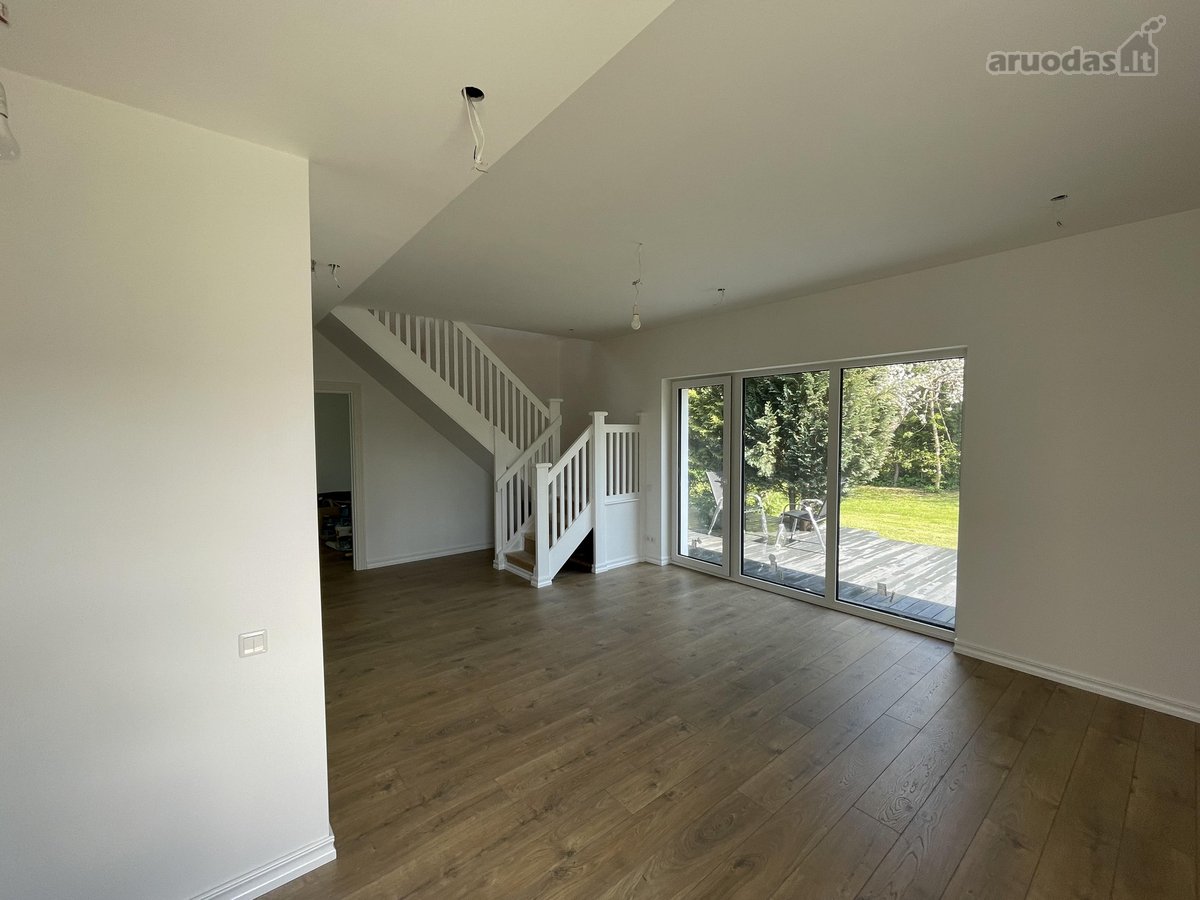 Parduodamas namas 80m2 plius 60m2 Palepes erdve. - nuotraukos Nr. 23