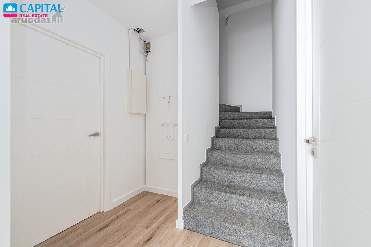 Parduodamas modernus 141,26 m2 vienbutis - nuotraukos Nr. 8