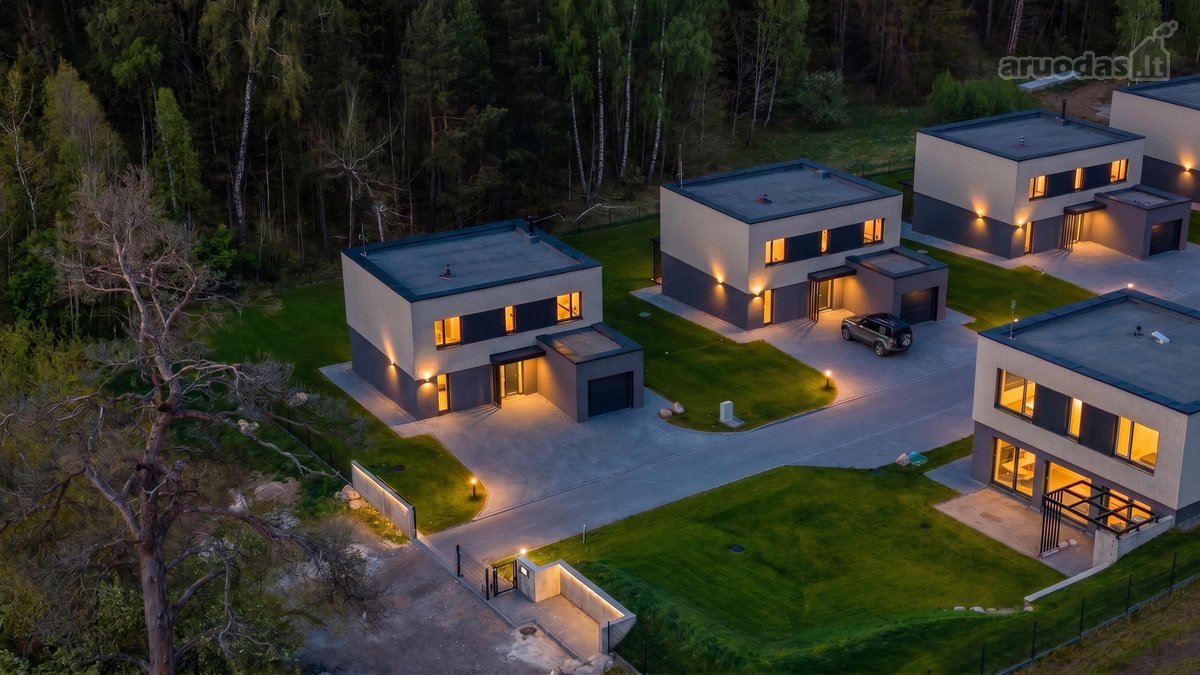 Miško Oku – privatus šešių namų kvartalas