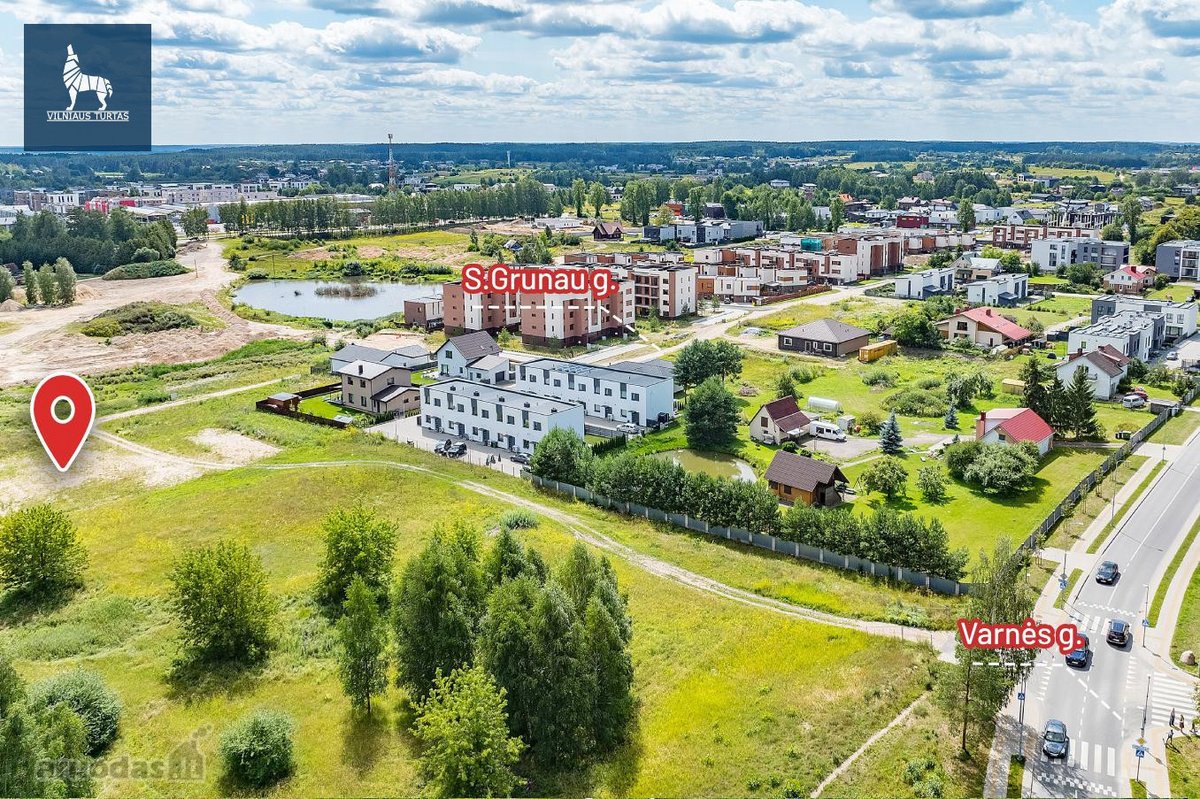 Naujų gyvenamųjų namų kvartale, parduodamas