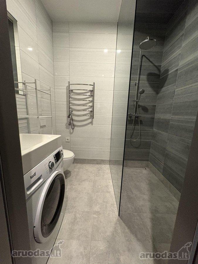 Modernus dviejų kambarių butas pačiame miesto - nuotraukos Nr. 15