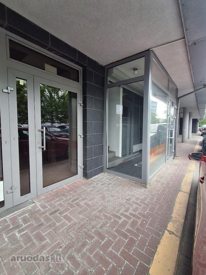Išnuomojamos 102 m² komercinės patalpos - nuotraukos Nr. 2