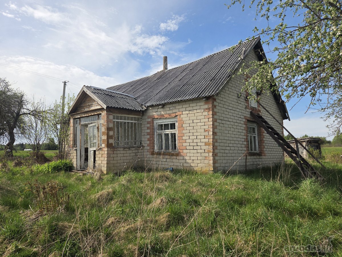 Sodyba Su 3,2 Ha Sklypu Ir Tvenkiniu Molėtų