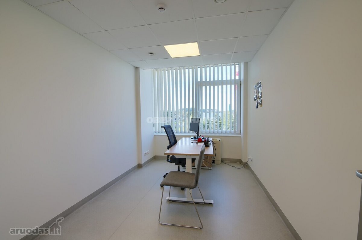 Išnuomojamos moderniai įrengtos 426,57 m² - nuotraukos Nr. 13